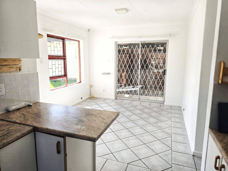 To Let 2 Bedroom Property for Rent in Kabega Park Eastern Cape